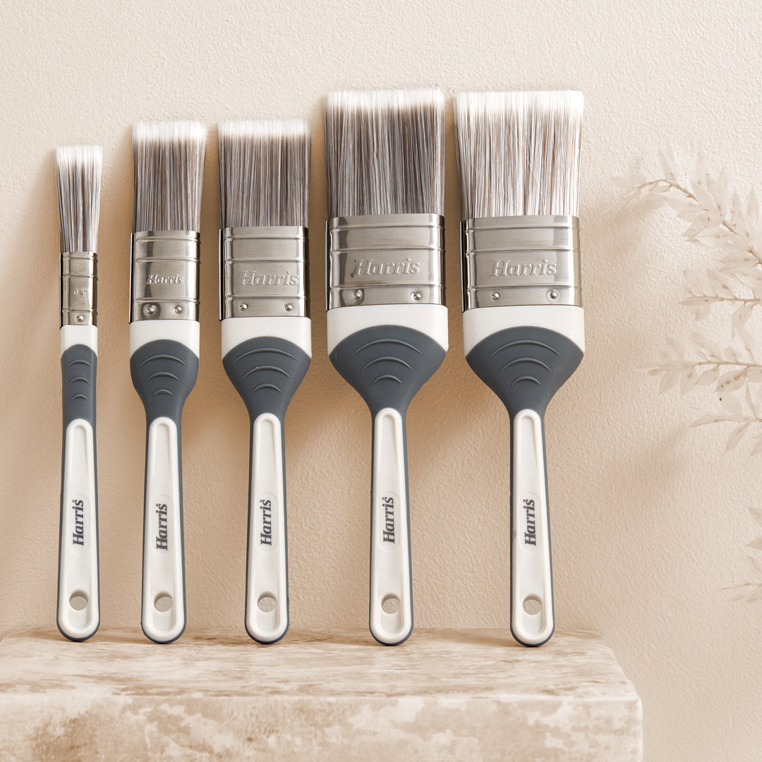 How to Wallpaper a Ceiling: A Step-by-Step Guide