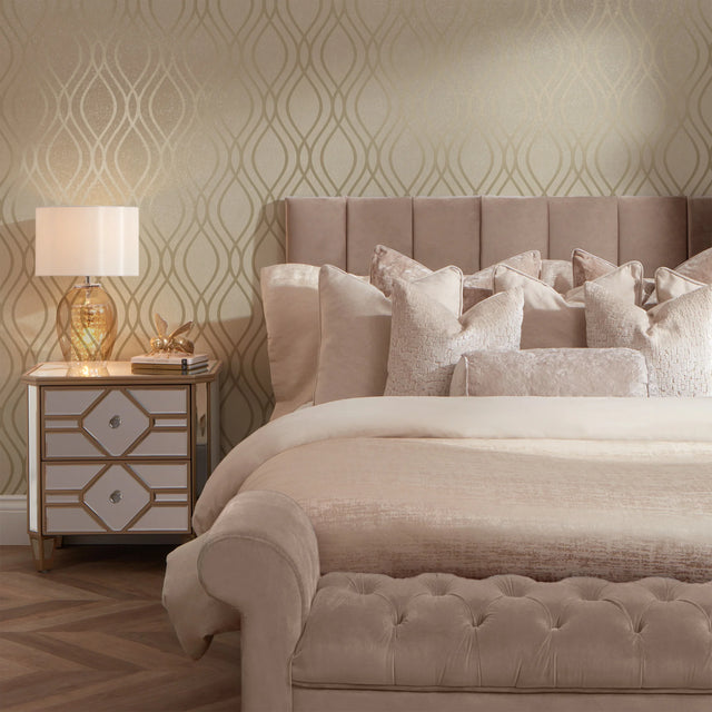 Camden Wave Wallpaper in Cream and Gold