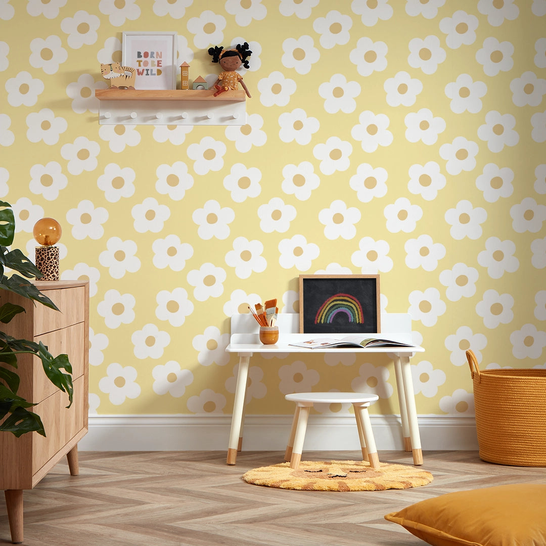 Ditsy Daisy Wallpaper in Lemon Yellow