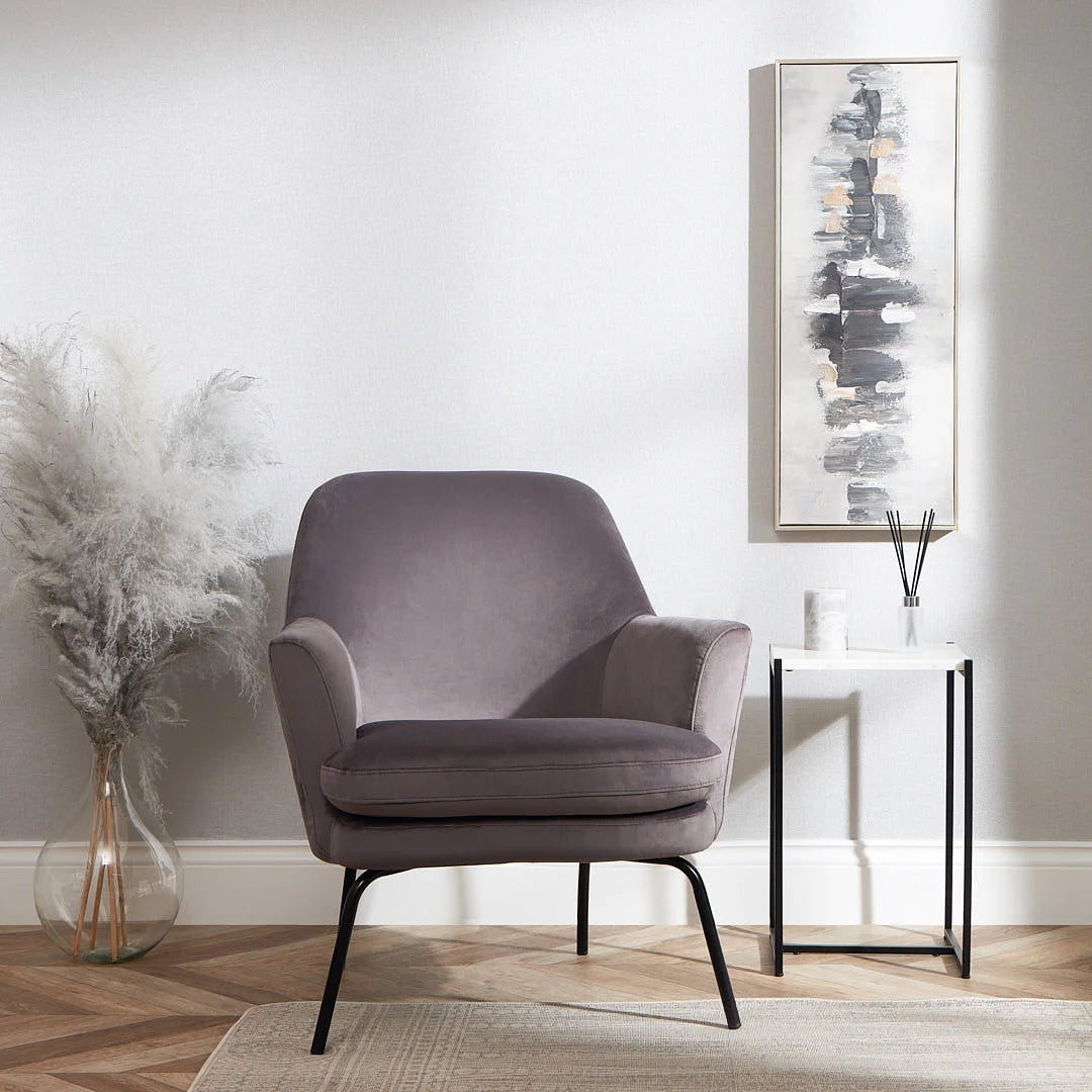 Raze Metallic Wallpaper in Silver