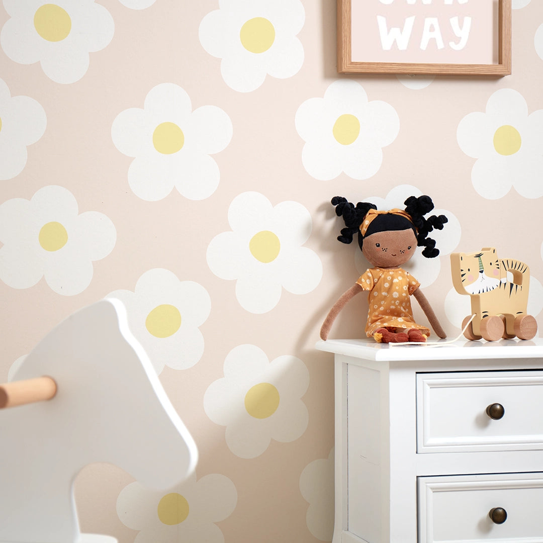 Ditsy Daisy Wallpaper in Soft Peach