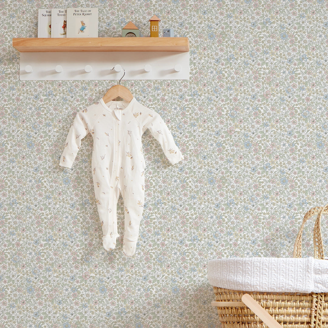 Ditsy Gardenia Wallpaper in Soft Pastels