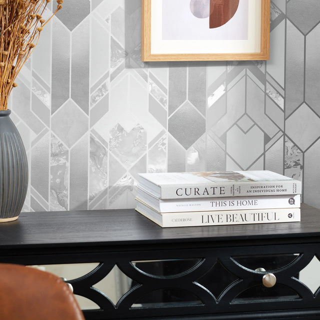 Liquid Marble Geometric Wallpaper in Silver