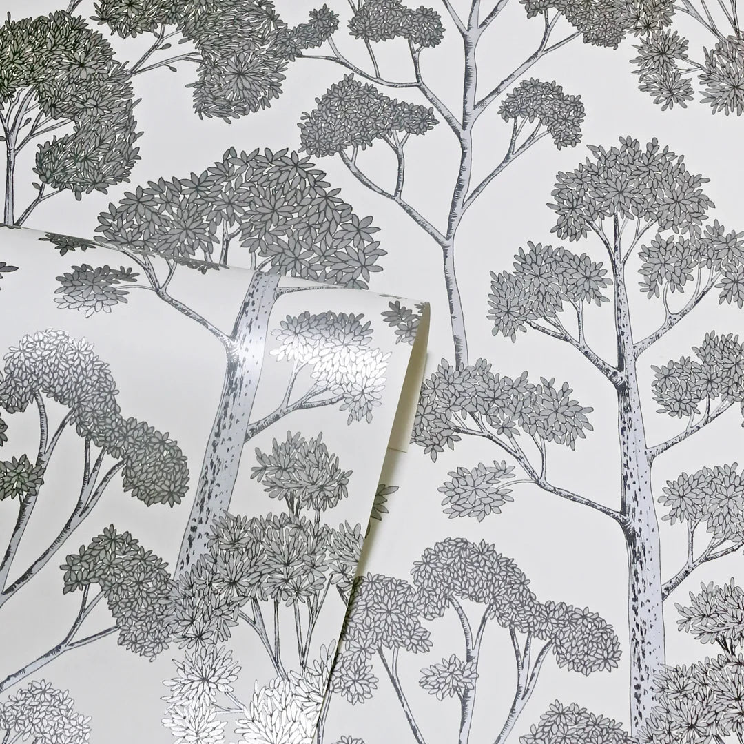 Delamere Wallpaper in White and Silver