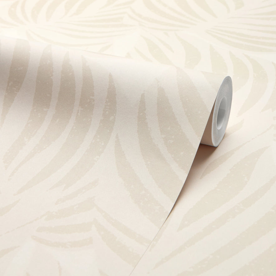 Broad Leaf Wallpaper in Almond Latte