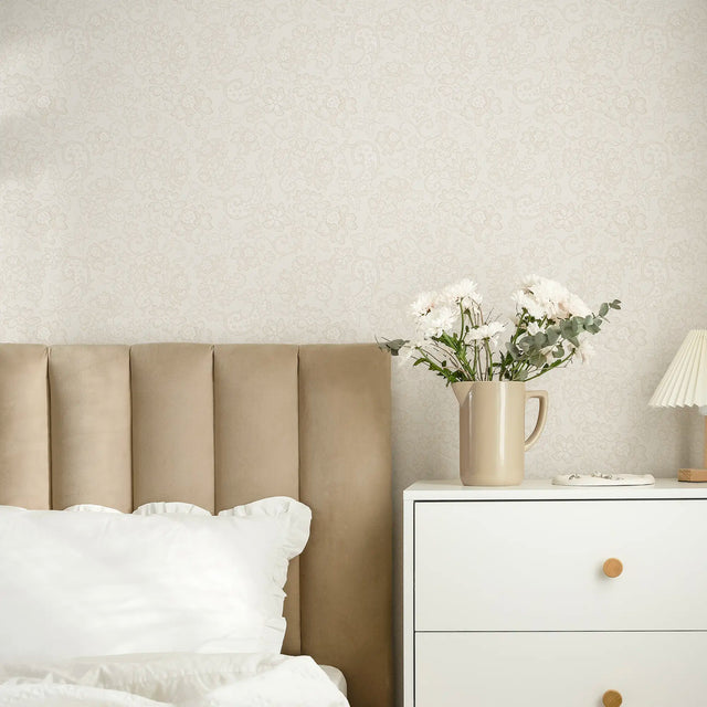 Brussels Lace Wallpaper in Cream