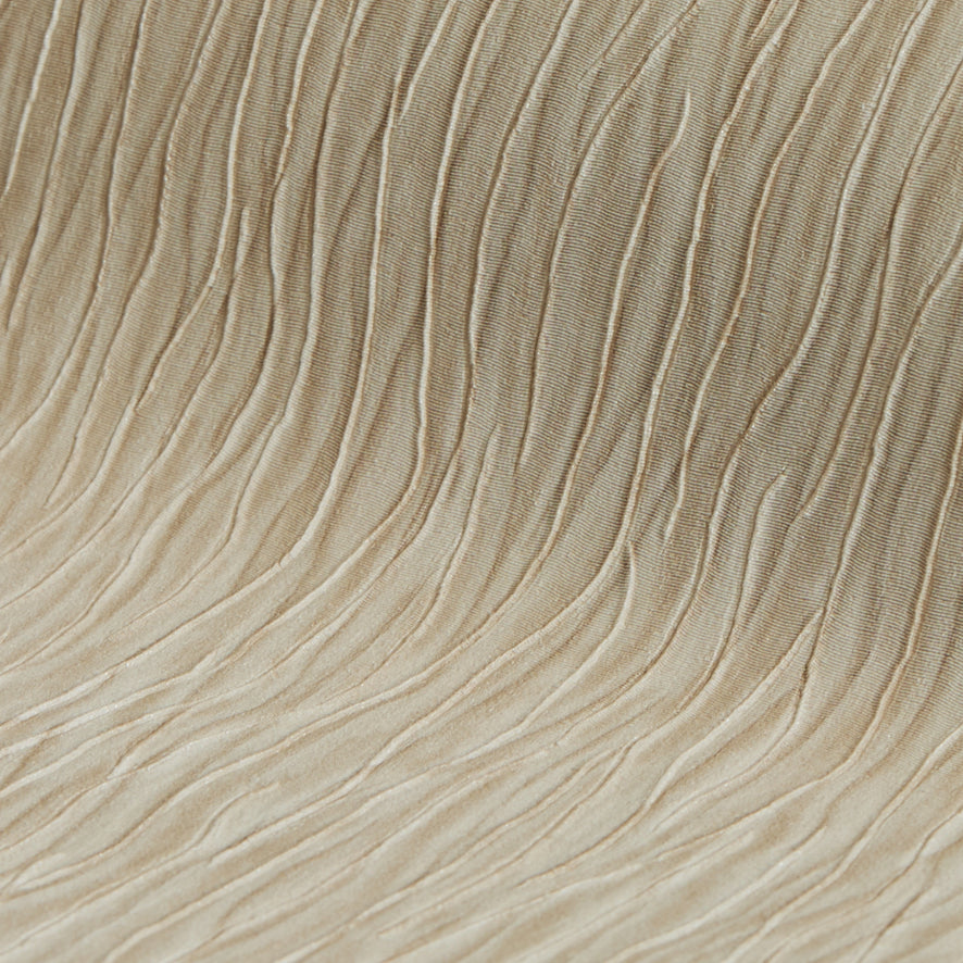Crushed Silk Wallpaper in Latte