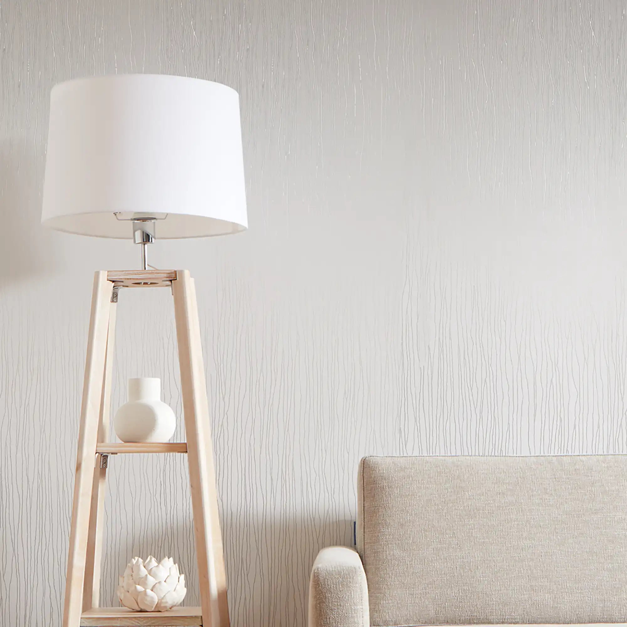 Elena Wallpaper in Ivory with Gold Metallic
