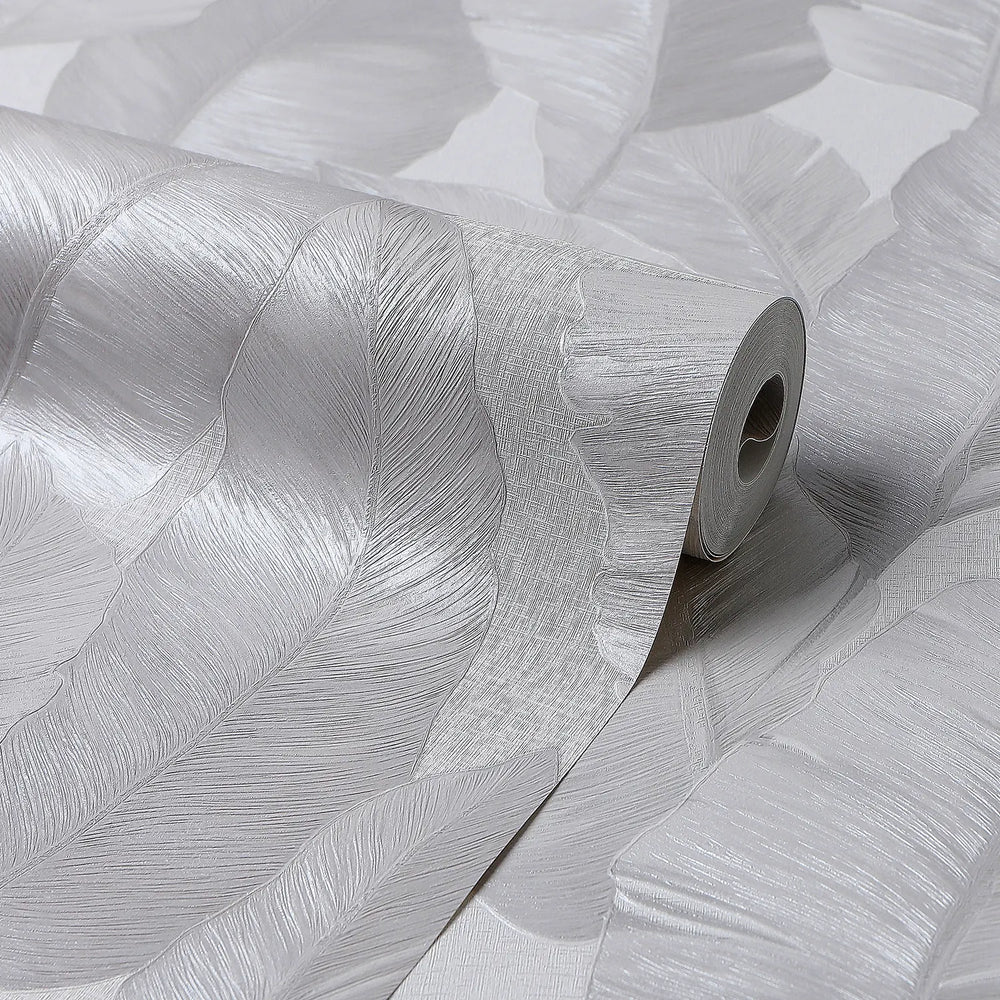 Lavinia Wallpaper in Silver and Cream