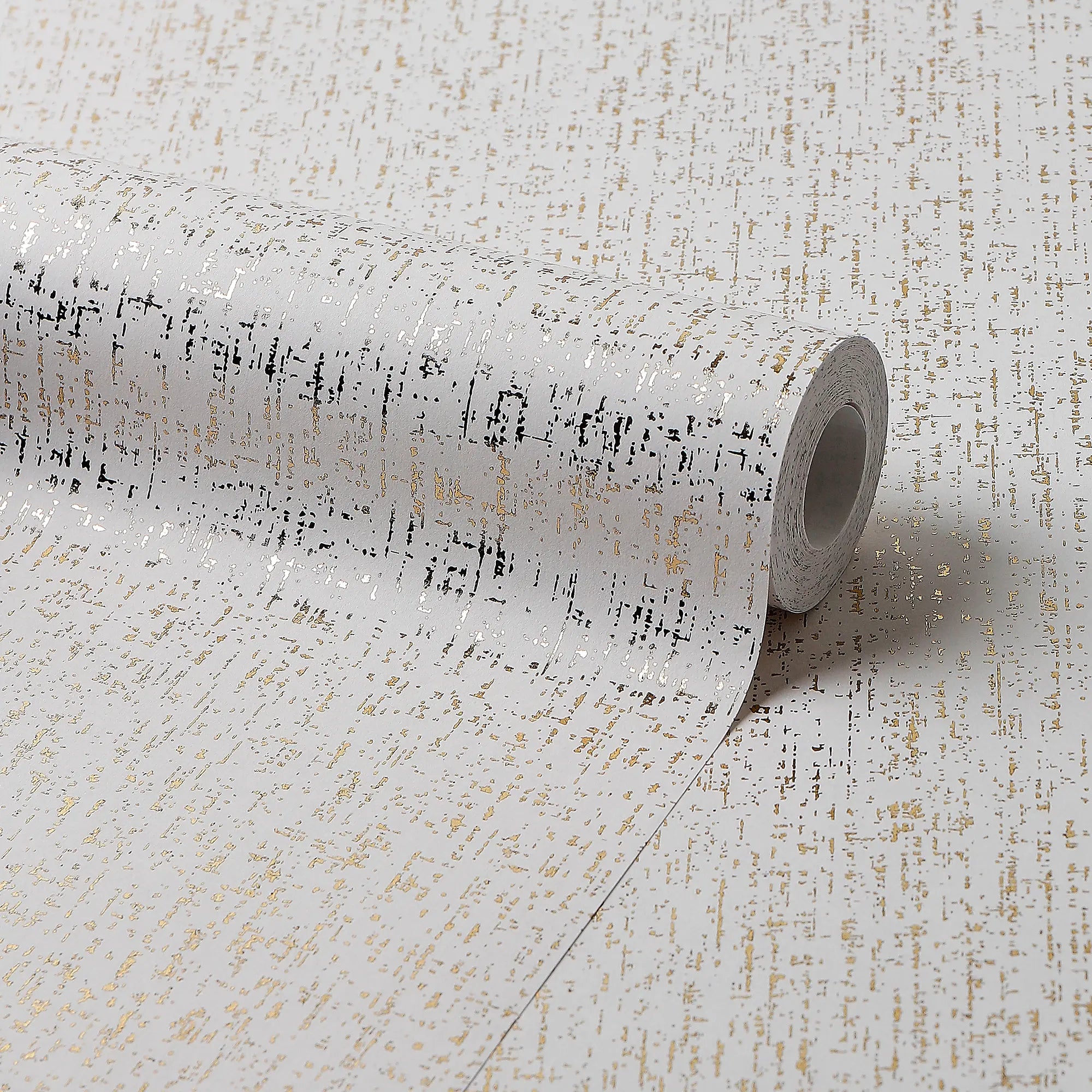 Linen Effect Wallpaper in Ivory with Gold Foil