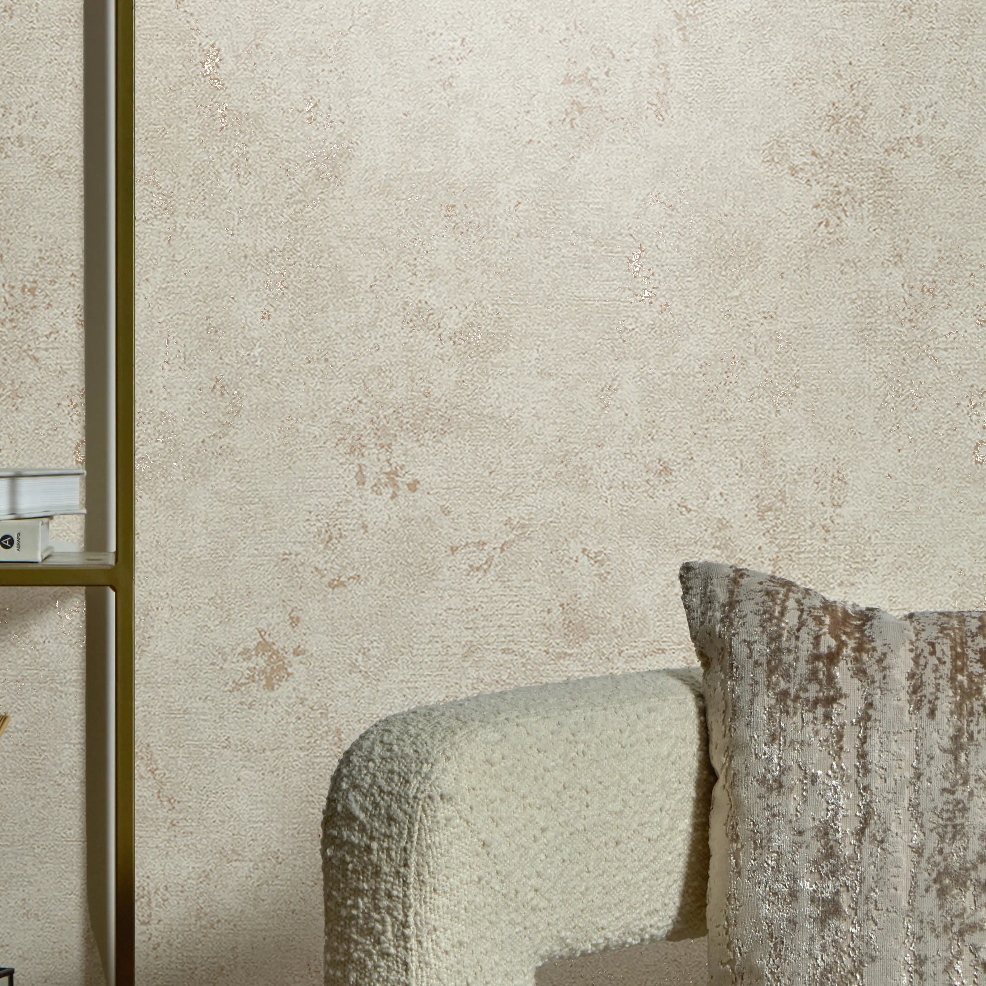 Malmo Wallpaper in Ivory with Gold Metallic
