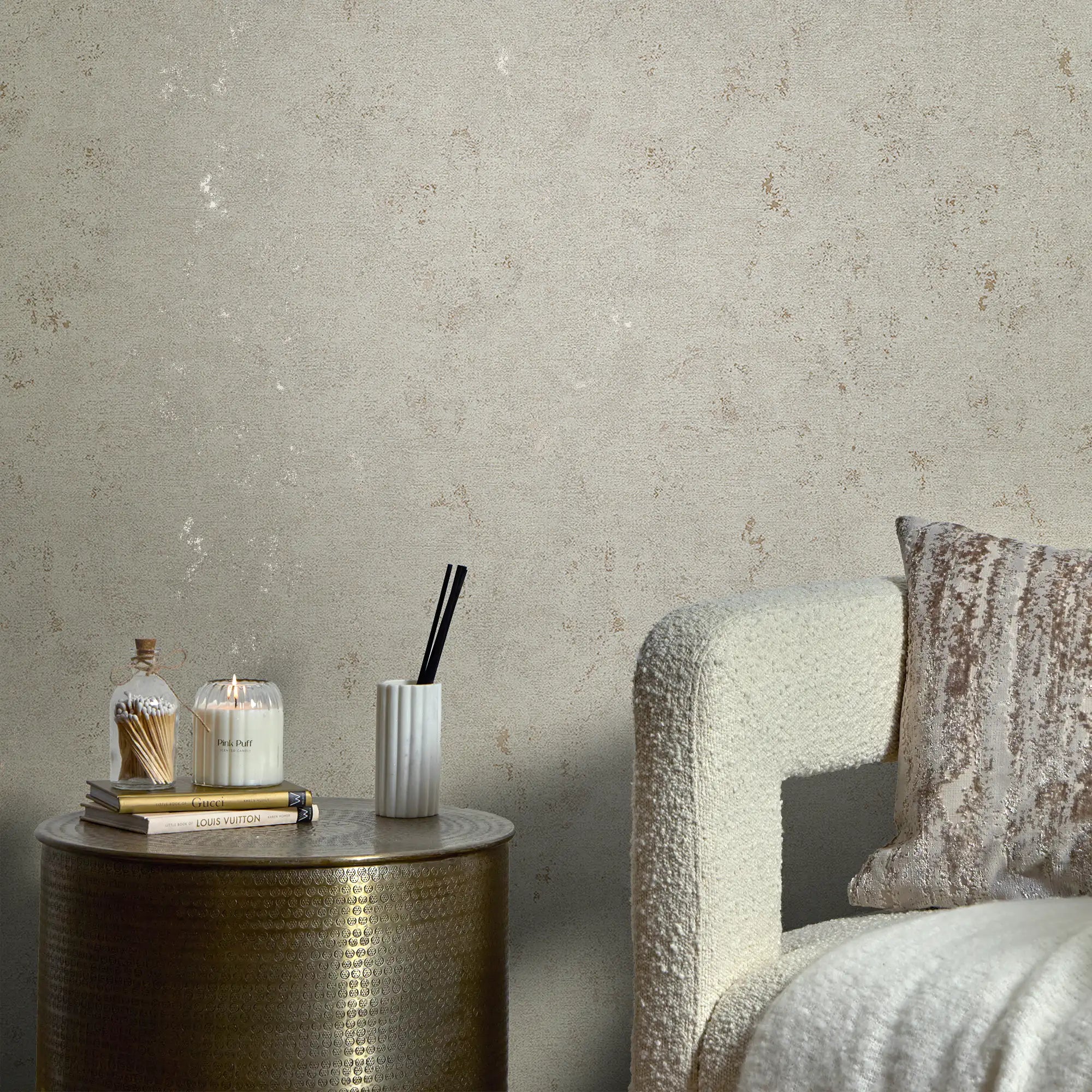 Malmo Wallpaper in Cream with Gold Metallic
