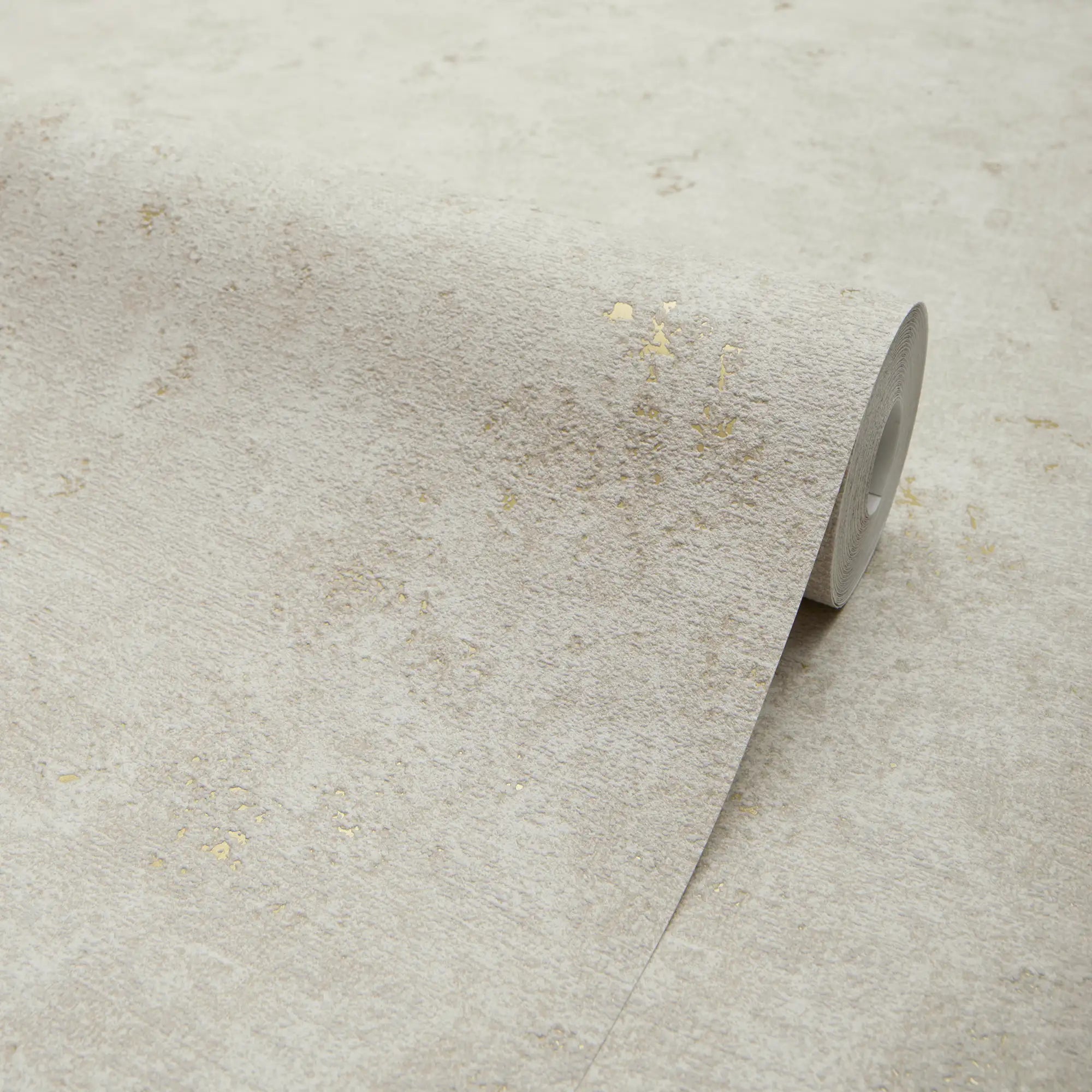 Malmo Wallpaper in Cream with Gold Metallic