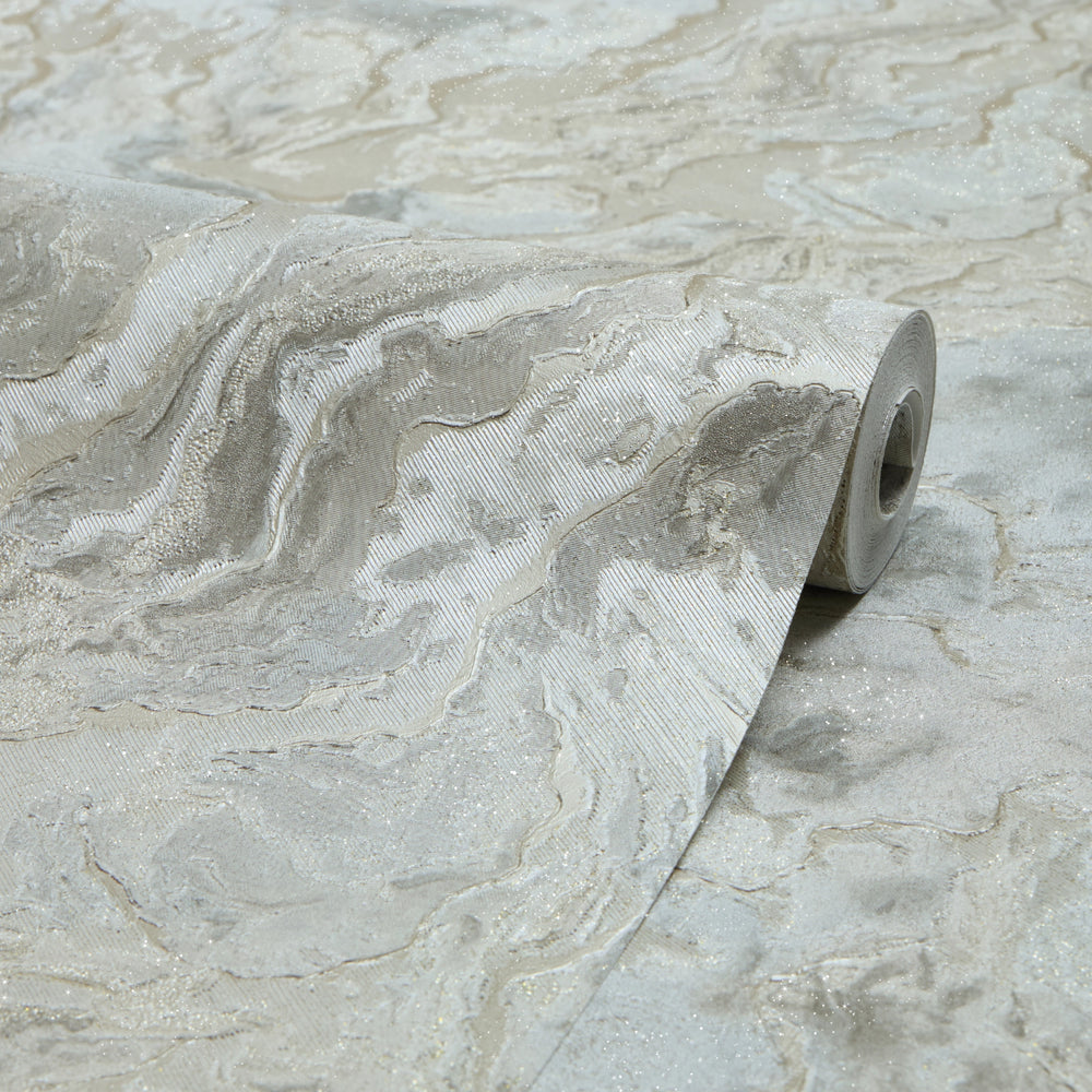 Nakura Wallpaper in Silver and Gold with Silver Metallic