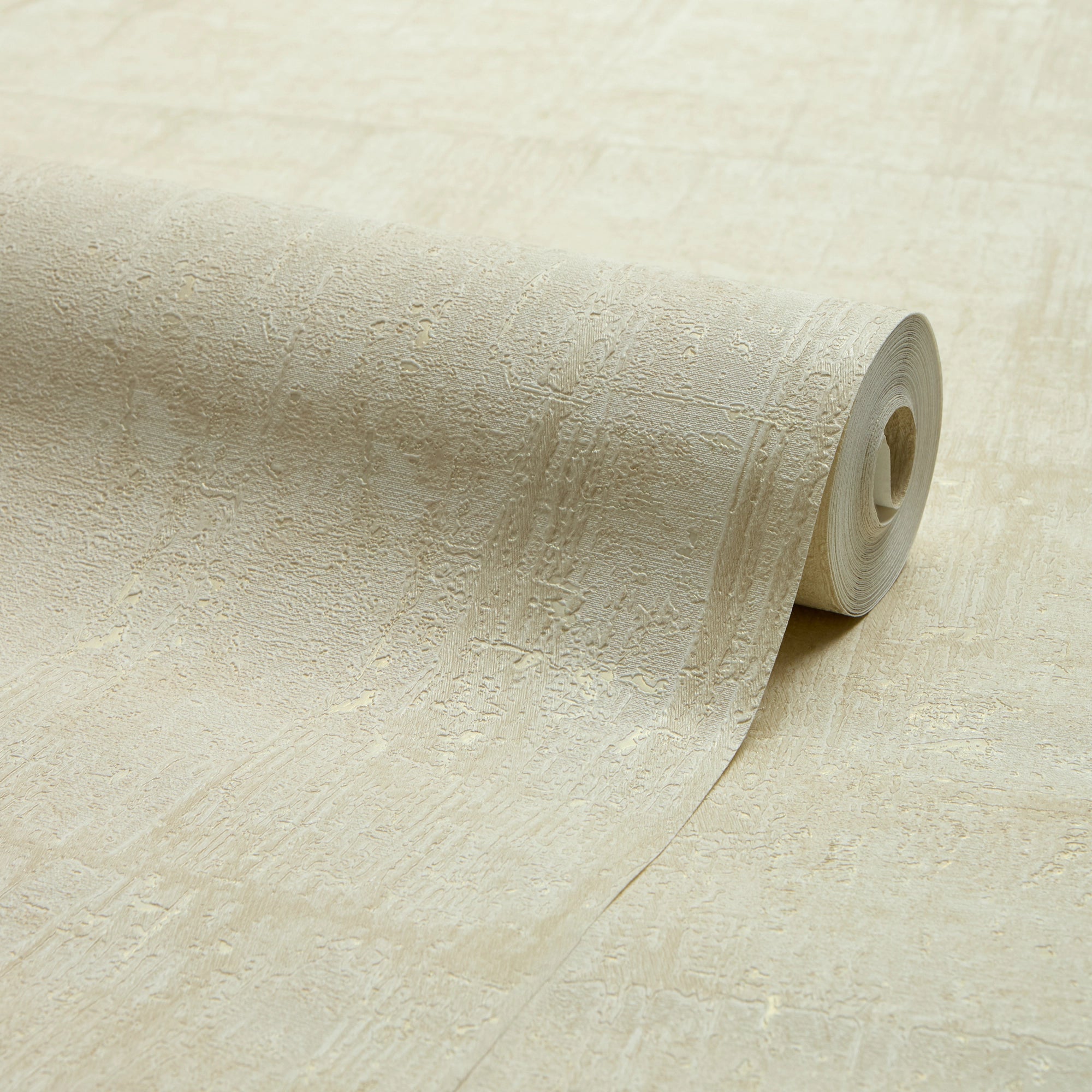 Palermo Wallpaper in Gold Metallic on Cream