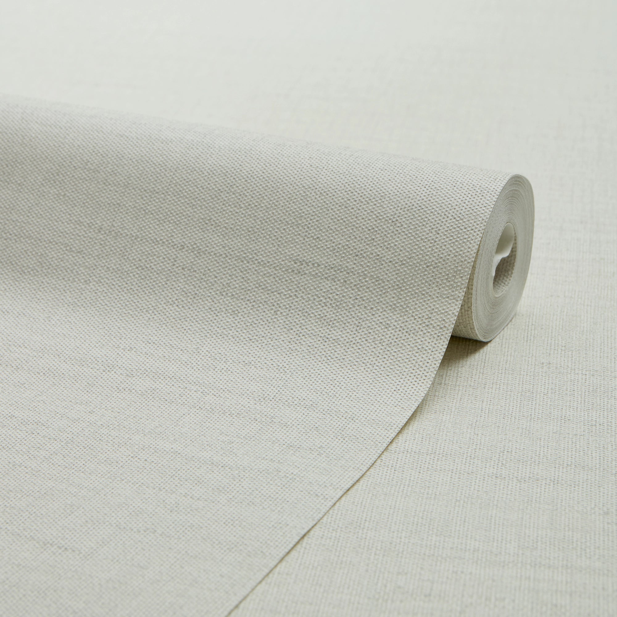 Piatra Wallpaper in Arctic White