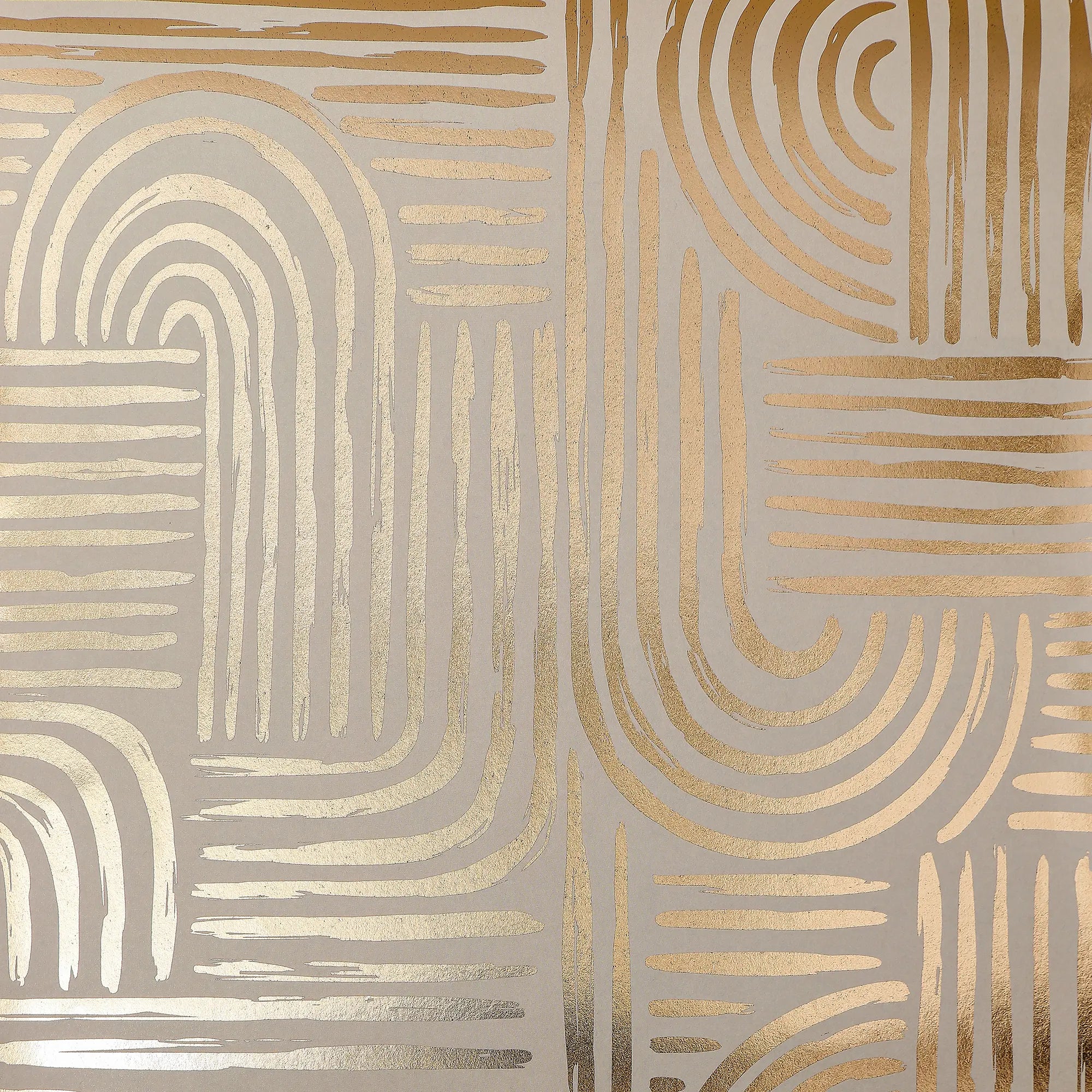 Raffia Curve Wallpaper in Beige with Gold Foil