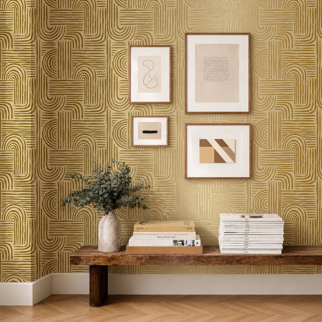 Raffia Curve Wallpaper in Caramel with Gold Foil