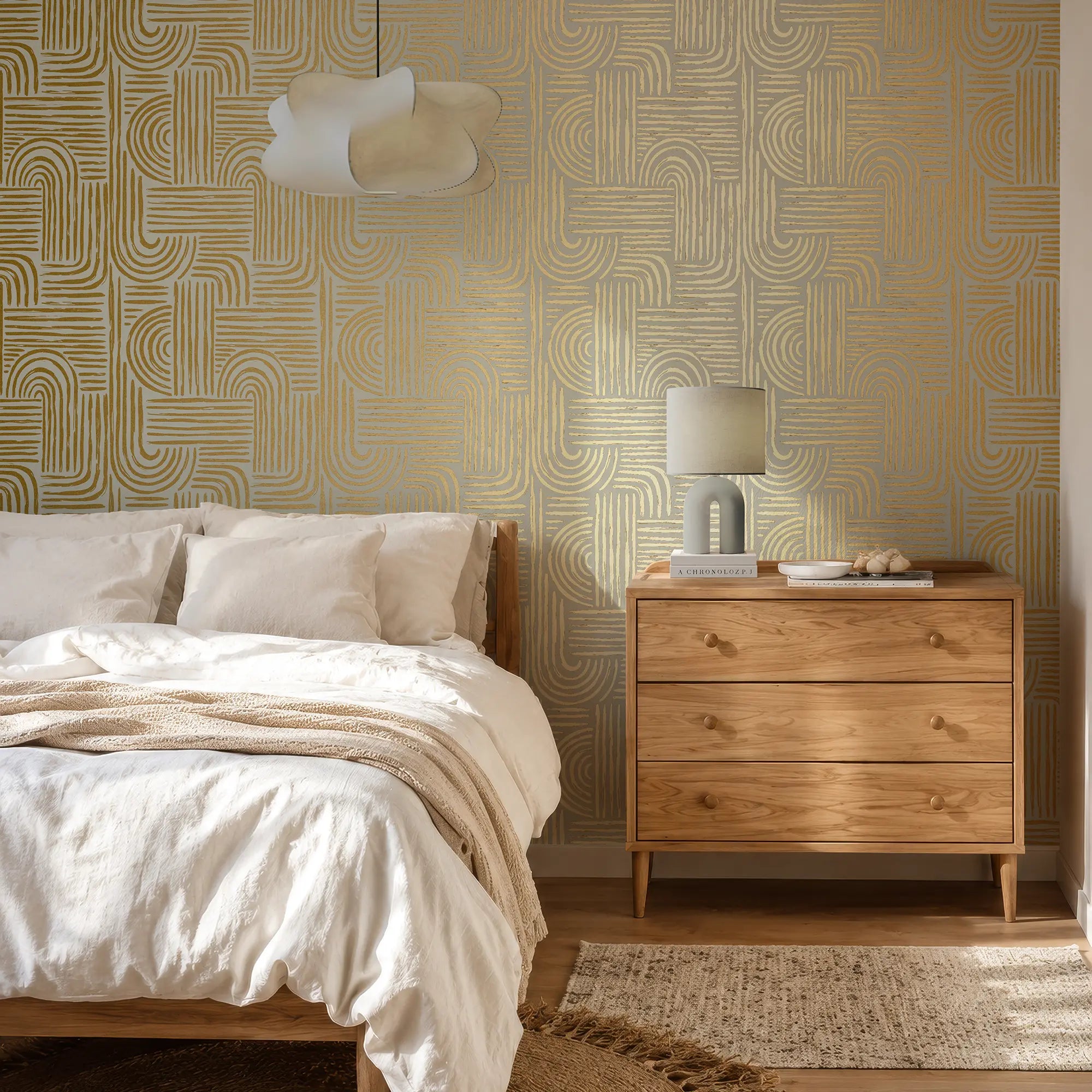 Raffia Curve Wallpaper in Grey with Gold Foil