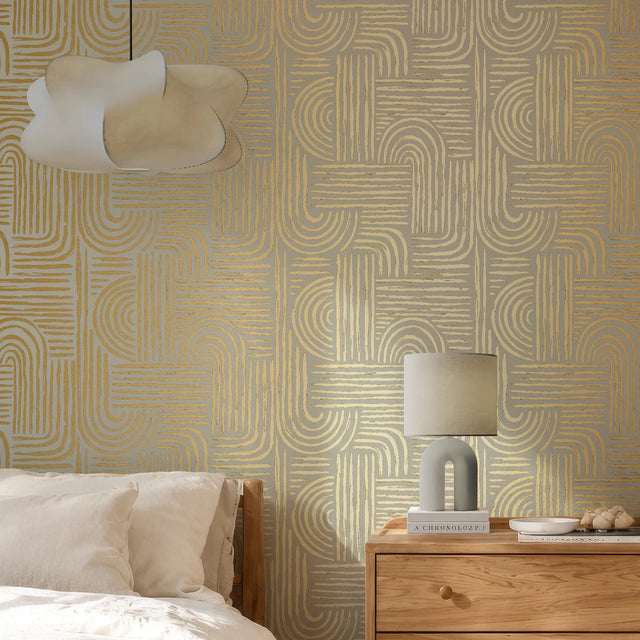 Raffia Curve Wallpaper in Grey with Gold Foil