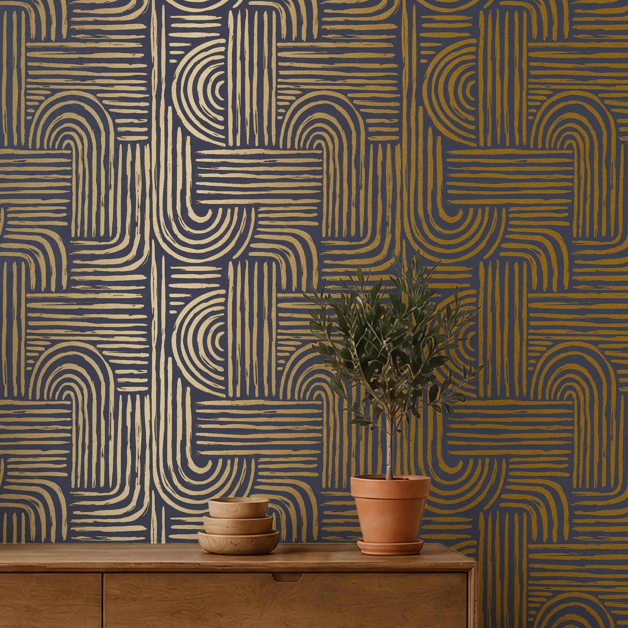 Raffia Curve Wallpaper in Navy with Gold Foil
