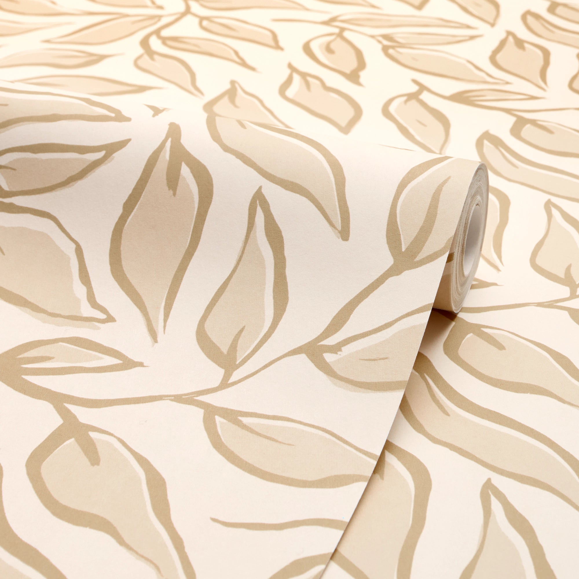 Scattered Leaf Wallpaper in Caramel Latte