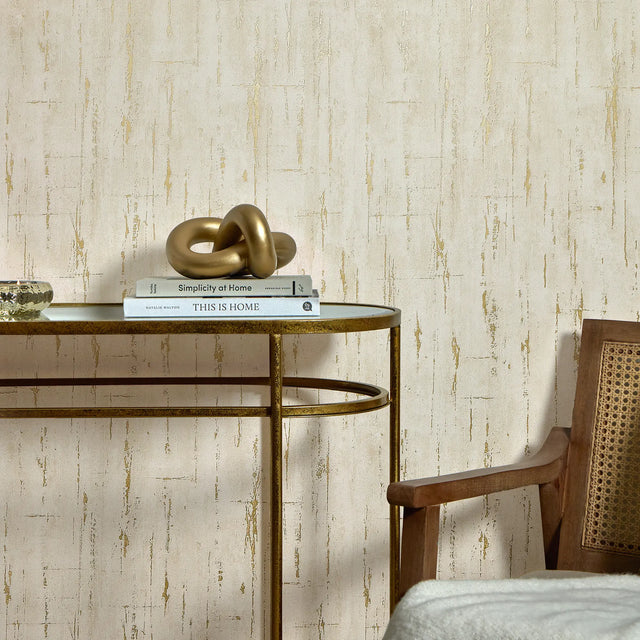 Sofia Wallpaper in Cream with Gold Metallic