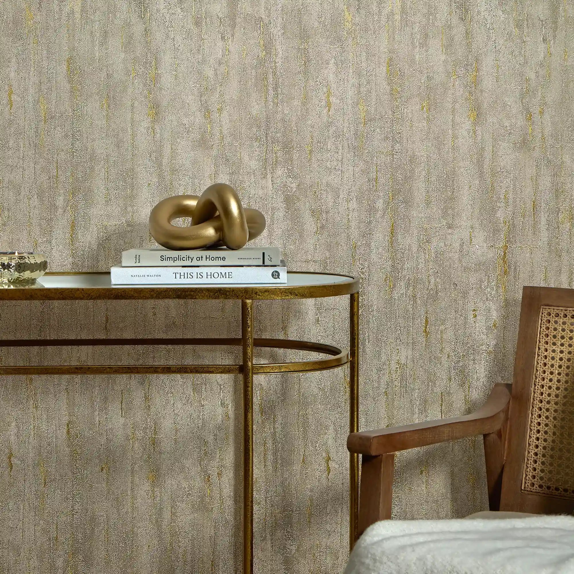 Sofia Wallpaper in Mocha with Gold Metallic